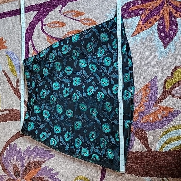 Embroidered Floral Skirt - Picture 8 of 12